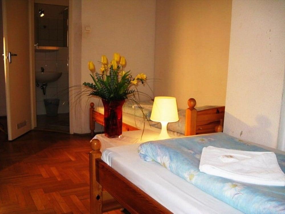 Hotel Rila Budapeste Quarto foto